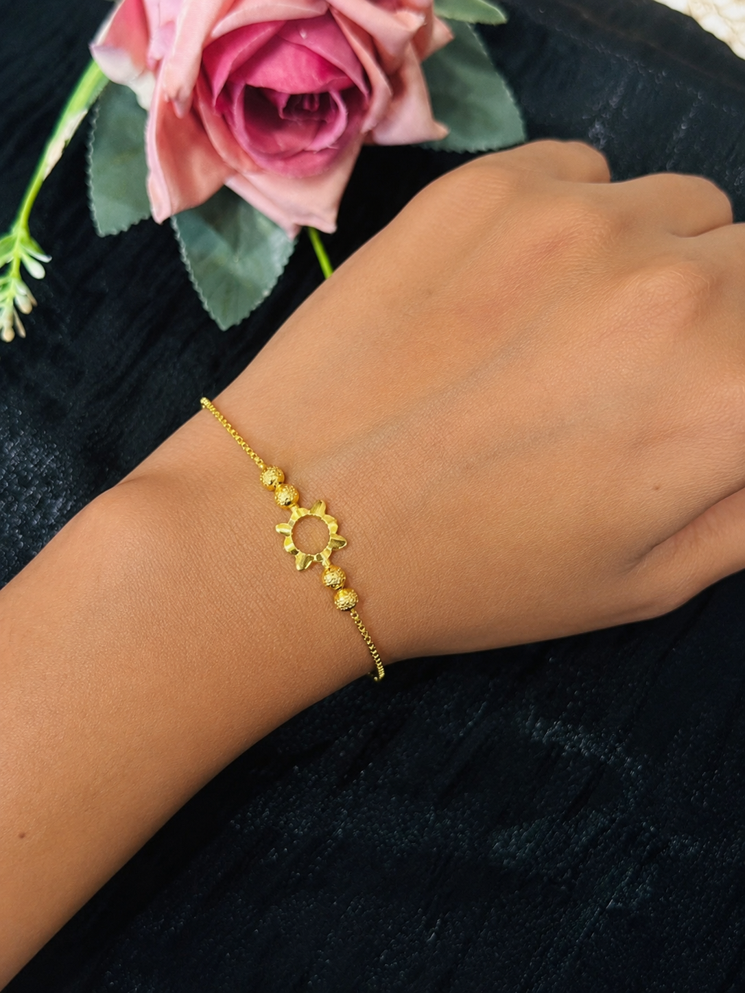 bracelet