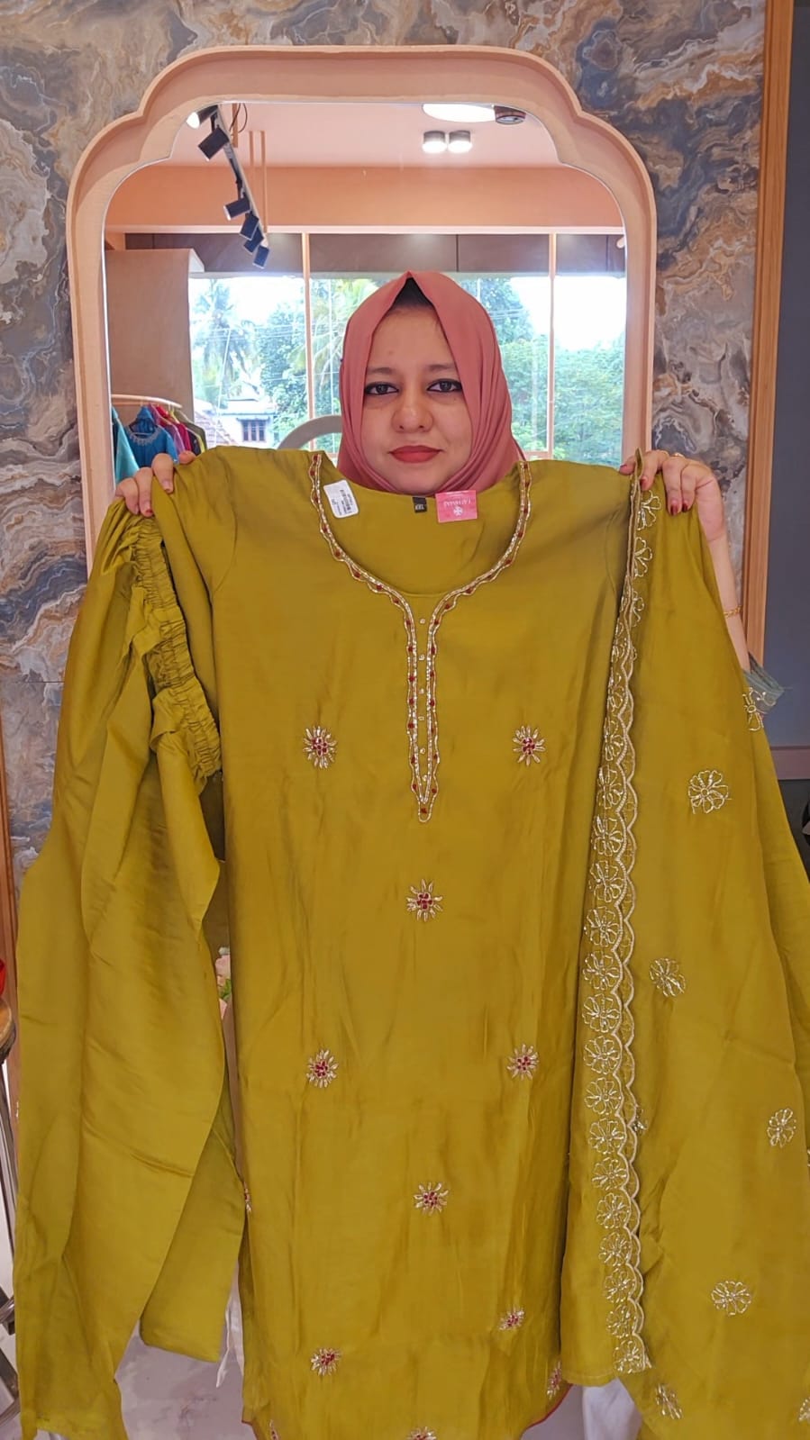 Party wear