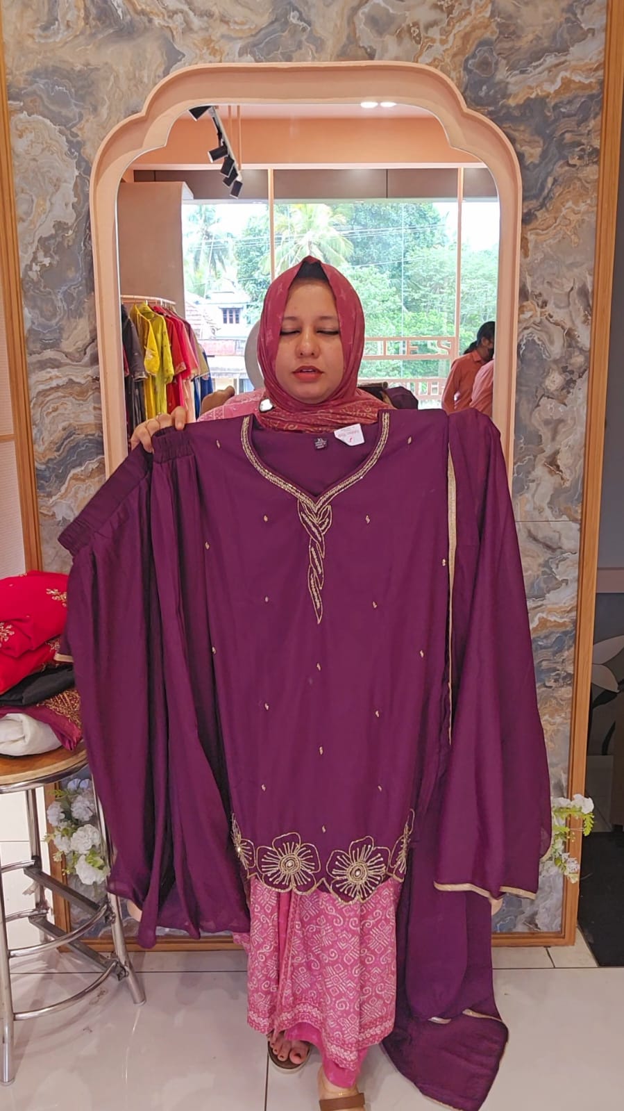 Party wear