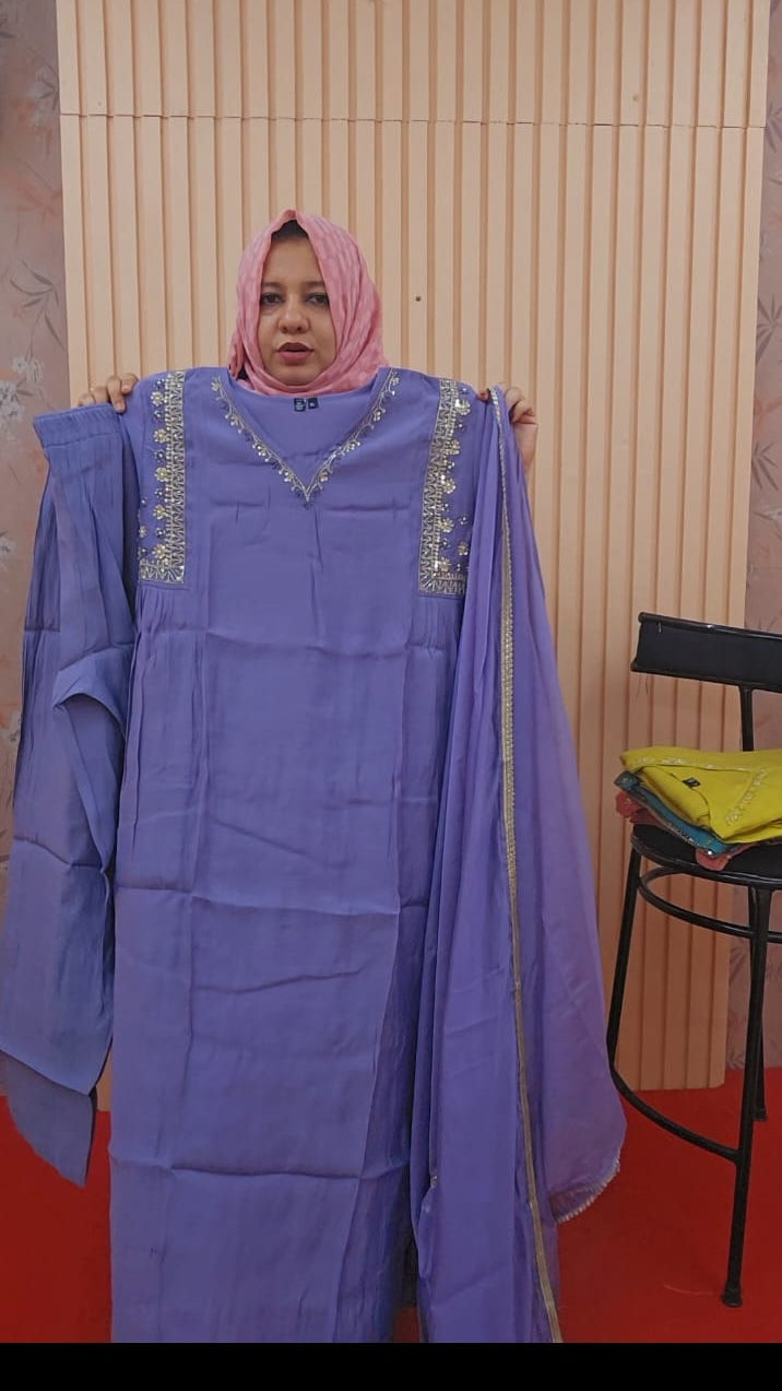 Party wear