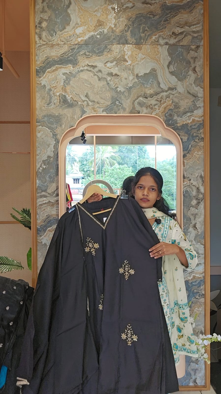 Party wear