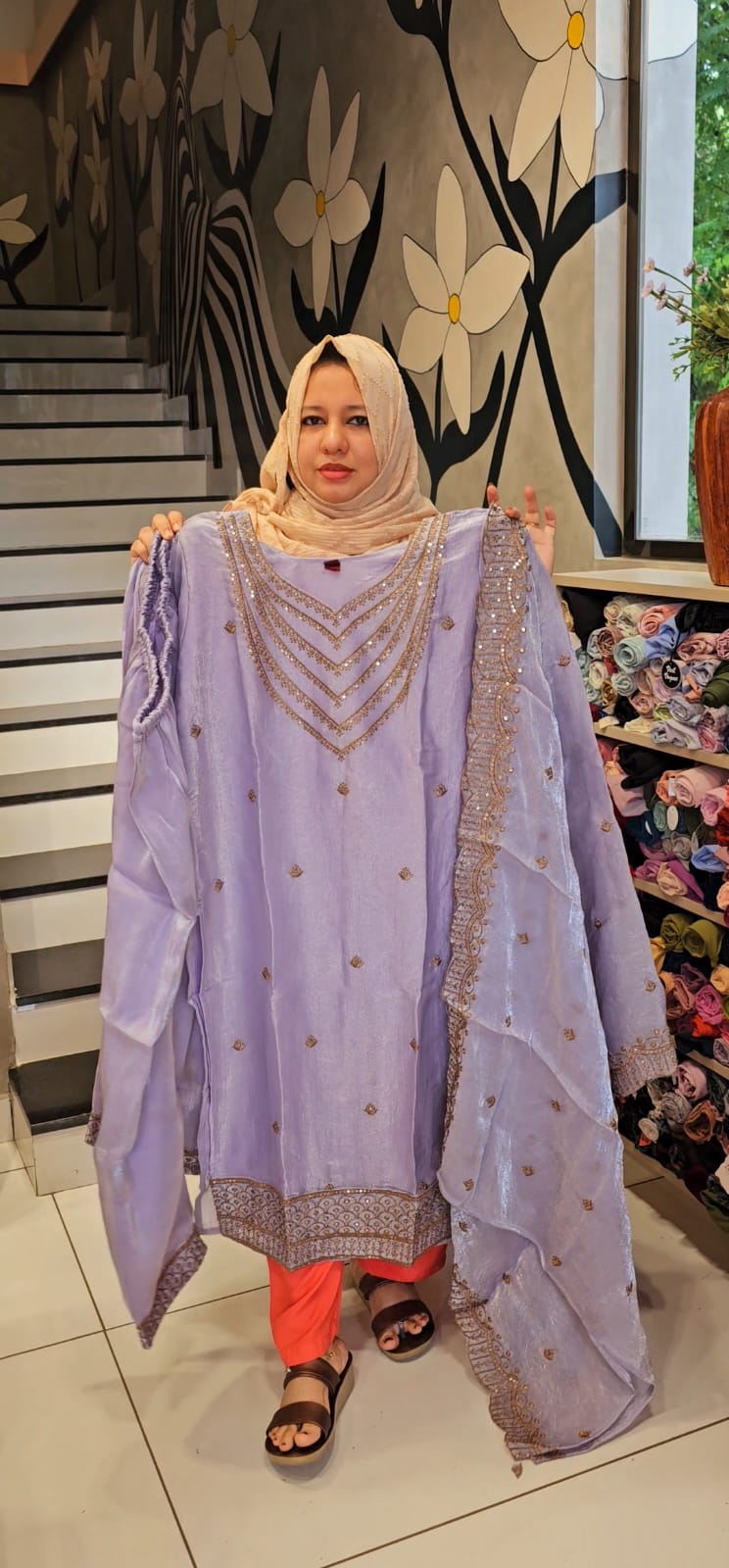 Party wear