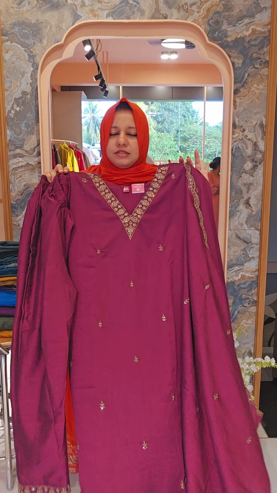 Party wear